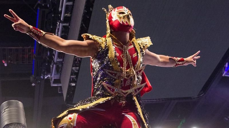 <p></p><p>Gran Metalik, AKA Mascara Dorada</p><p>G